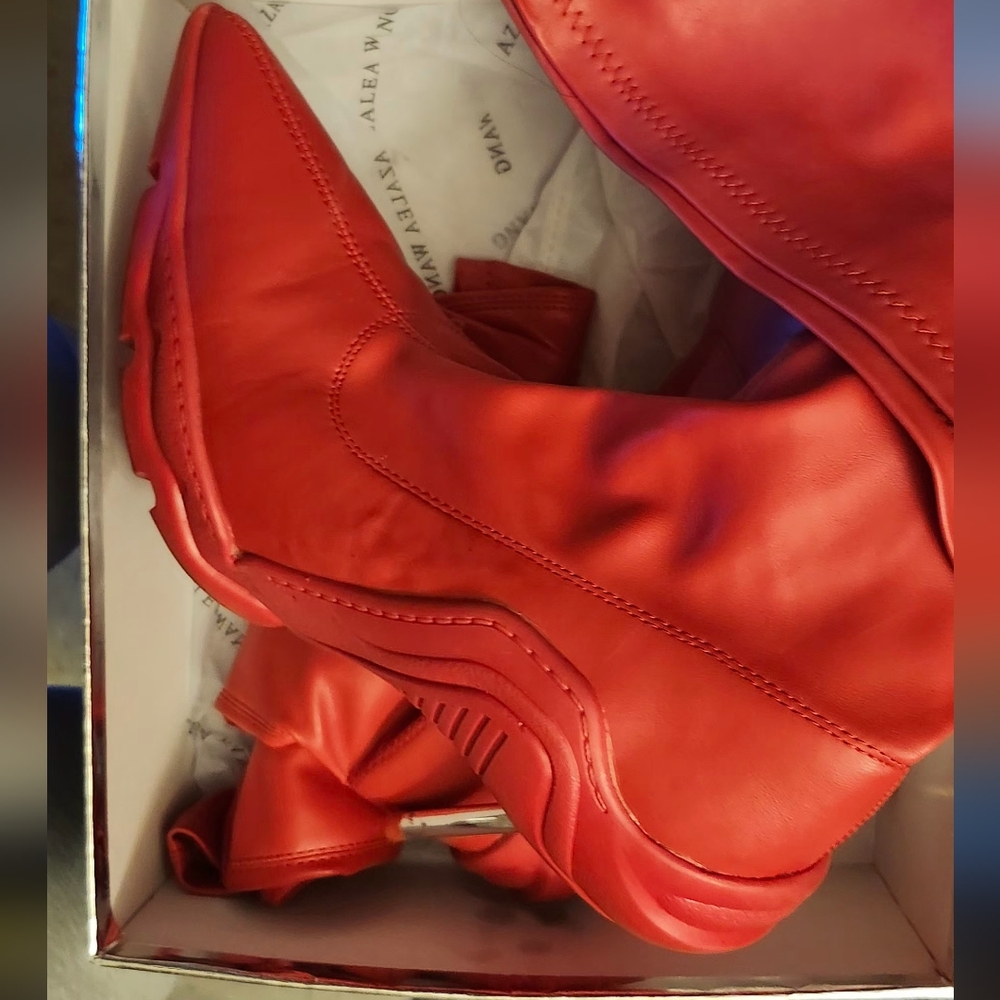 RED THIGH HIGH SIZE 11 WOMEN BOOTS